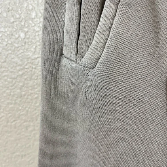 Sold - Picture 2 of 8